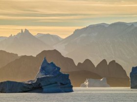 Weatherwatch: Did warm weather cause the Titanic disaster?