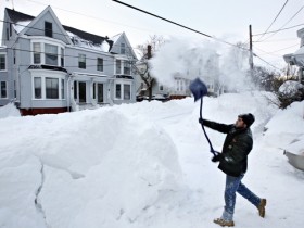 Weatherwatch: Juno storm switches tack barrelled along by jet stream