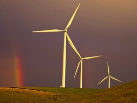 How to keep wind turbines turning